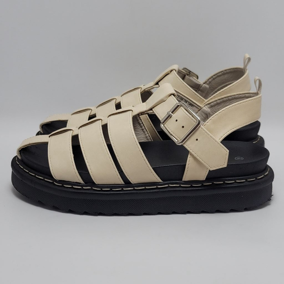 Ardene Shoes - Ardene Fisherman Sandals Chunky Platform Lug Sole Faux Leather Shoes Siz 9 Biege